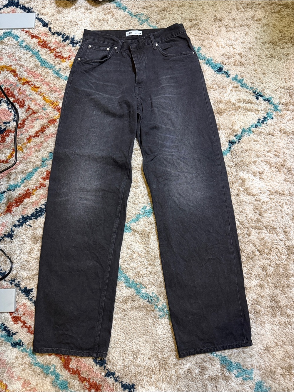 Zara Relaxed Black Jeans